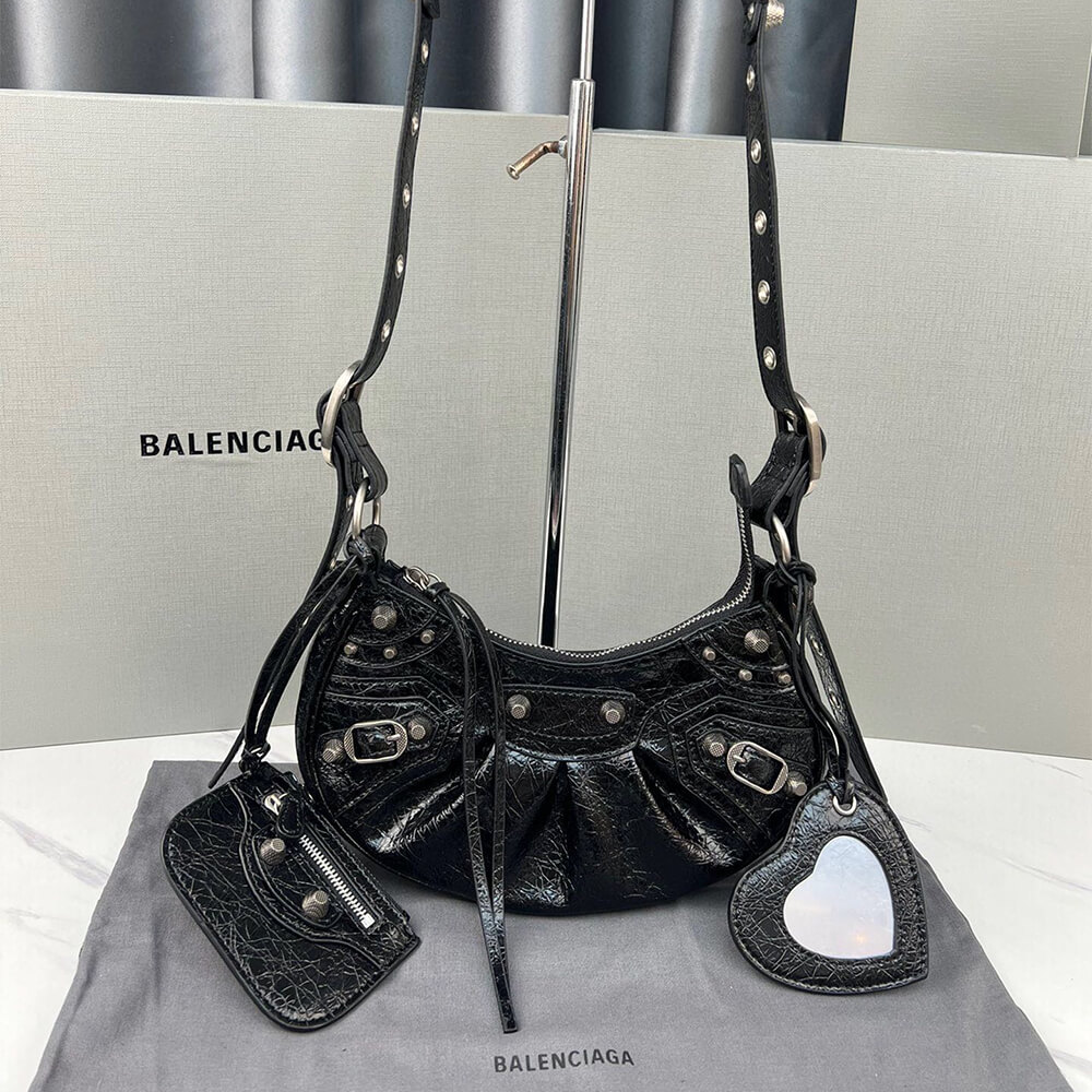 Ba*len*cia*ga womens le cagole xs shoulder bag