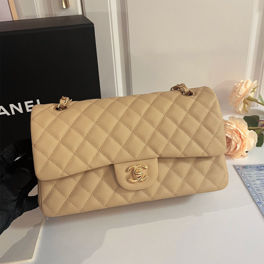 Ch*el classic flap medium
