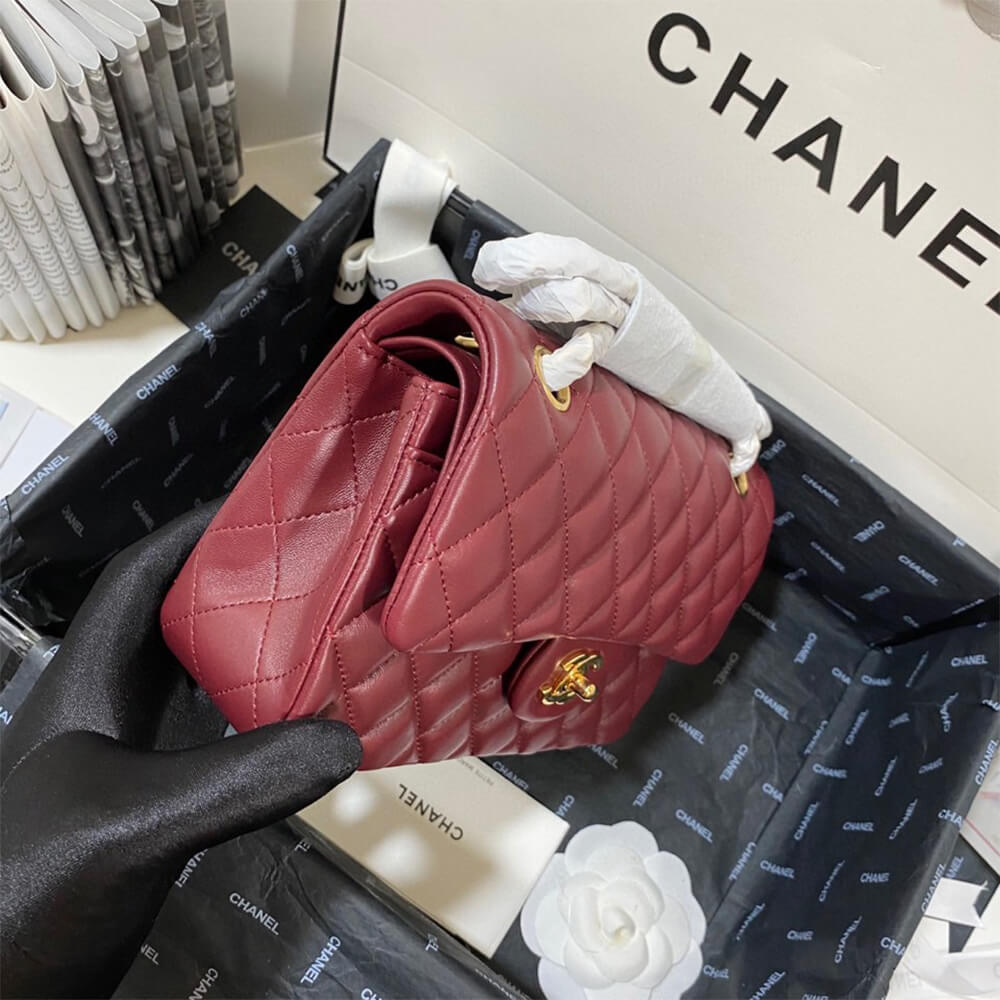 Ch*el classic small flap