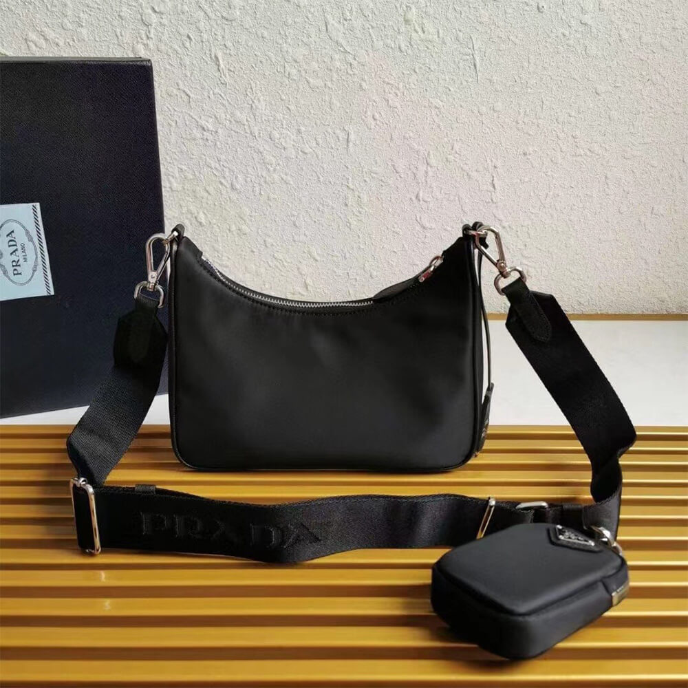 Pra*a re-edition 2005 re-nylon bag