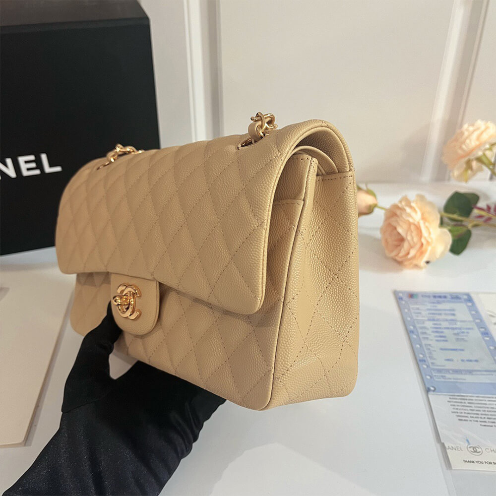 Ch*el classic flap medium