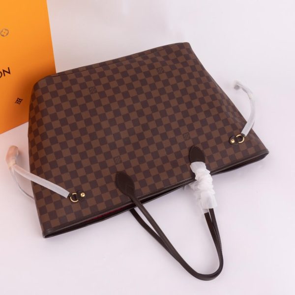 l**is V*t*n neverfull gm