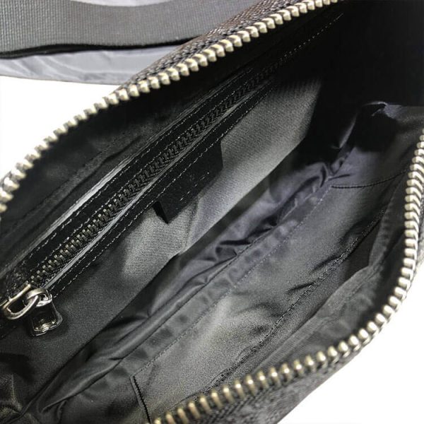 G*u*i off the grid belt bag