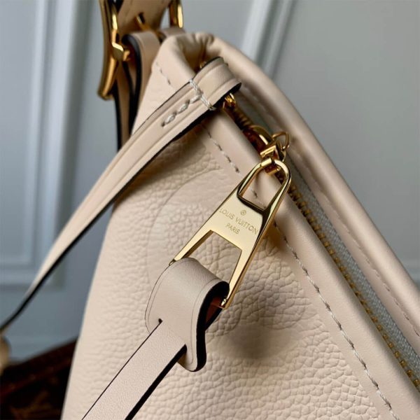 LV CARRYALL PM C EXCLUSIVELY ONLINE