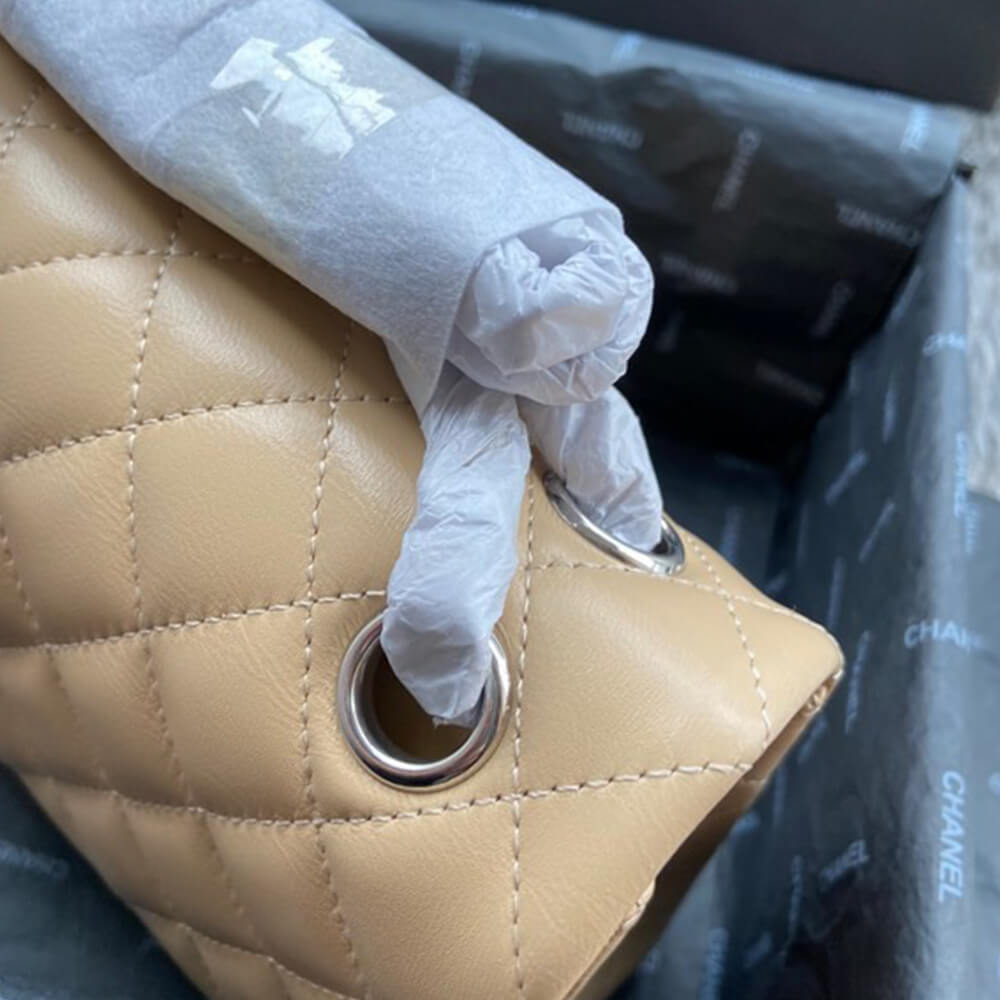Ch*el classic flap medium